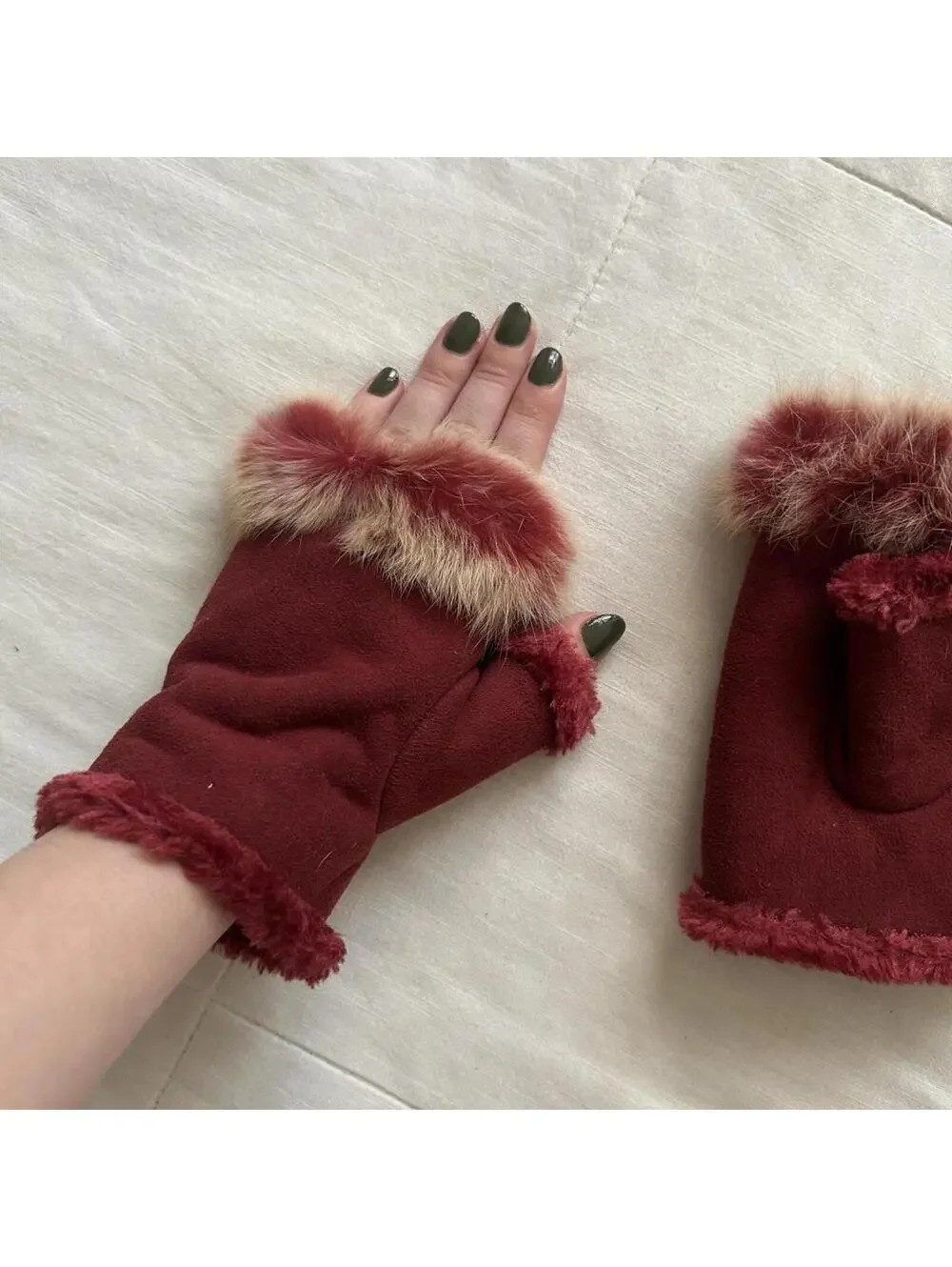 Vintage Burgundy Faux Suede Fur Trim Mittens Winter Coquette Holiday